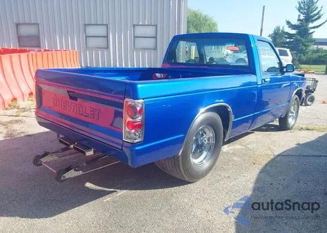 1990 Chevrolet S Truck S10 из США, поврежденный, VIN 1GCCS14E9L2149681